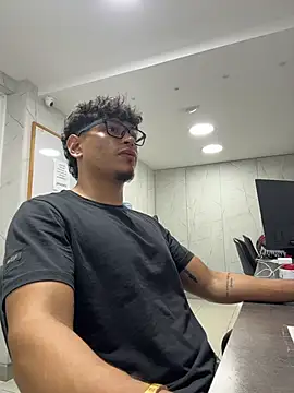 Sala de chat ao vivo de alekzamo