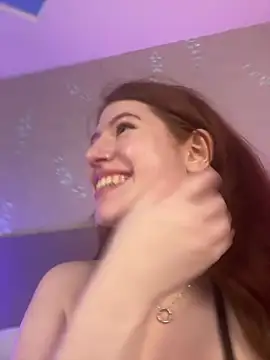 CarolaineMyers – live chatrum