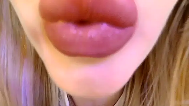 Politeeliza Cameră chat live