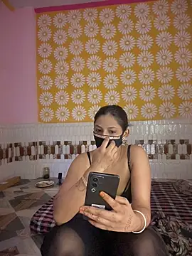 Hotjiya5656 чат на живо