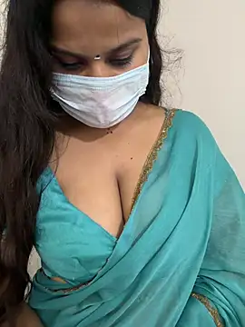 Bangalore_Chennai_Couple Adlı Modelin Canlı Sohbet Odası