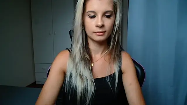 KristineGlow – live chatrum