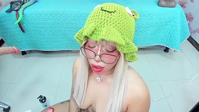 חדר צ'אט בשידור חי של SafiroAgataaa