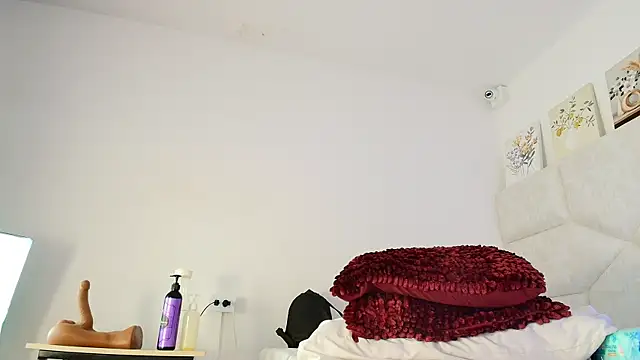 elizawiliamst Adlı Modelin Canlı Sohbet Odası