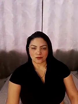 tiffany_Johnson1 Ruang Obrolan Langsung