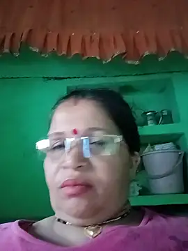 Manavi_x Live Chatraum