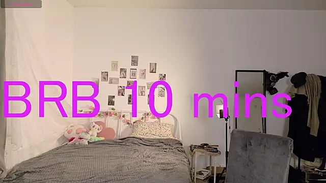 KikiMoor – Naživo chatovacia miestnosť