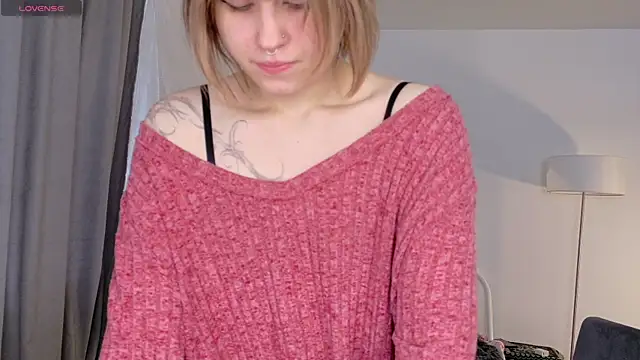 KikiMoor Adlı Modelin Canlı Sohbet Odası