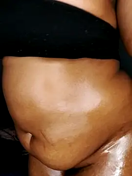 Živá chatovací místnost ThickbootyAlison_04