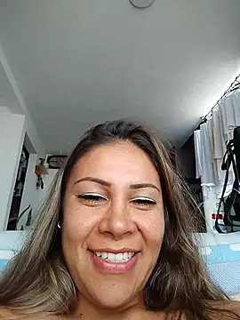 Chatroom en direct de KittyHoleshot87