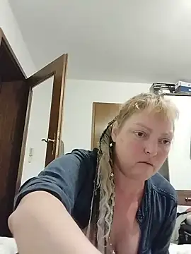Živá chatovací místnost LiluLiluLilu