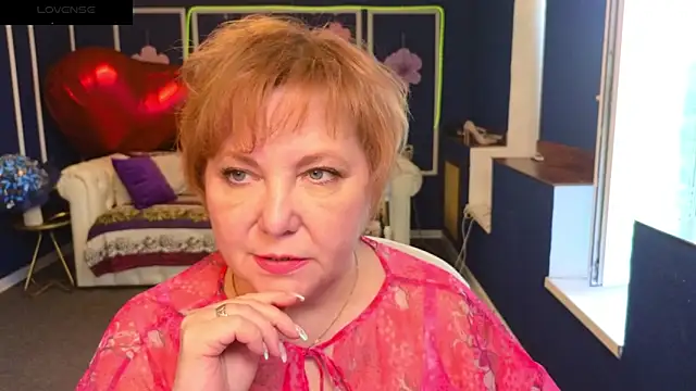 Živá chatovací místnost Kira_Kenett