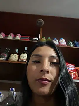 Cami_Leon2のライブチャットルーム