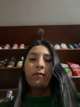 Chat soba uživo modela Cami_Leon2