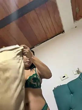 Cami_Leon2 Live Chatraum