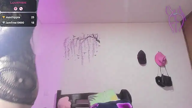 lustlunna 即時聊天室