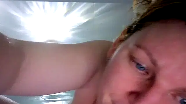 Chat ao vivo de l4dyc4pricorn76