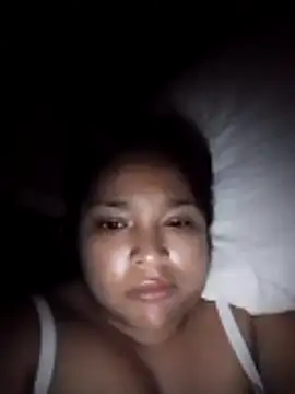 Angelly_ricura's Live Chat Room