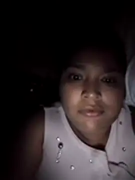 Angelly_ricura Ruang Obrolan Langsung