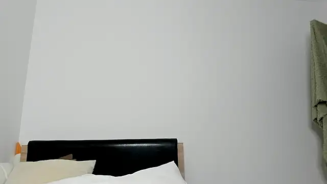 Soyun_Mia élő chatszobája