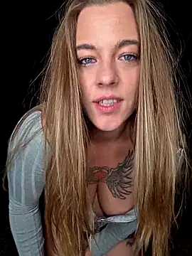 Luna_Lynn's Live Chat Room