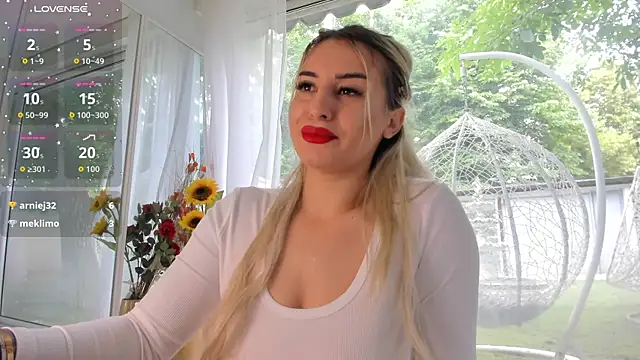 Ella_Vee Live Chatraum