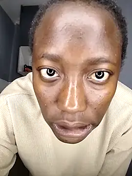 Melanin2002: δωμάτιο απευθείας συνομιλίας