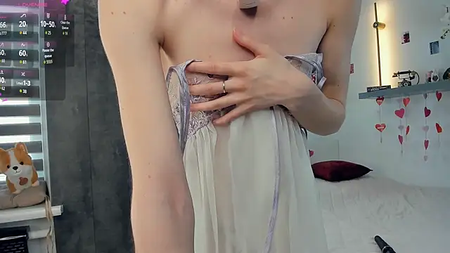 AntonettaTarring чат на живо