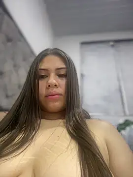 Chatroom en direct de Layla_fontainex_x