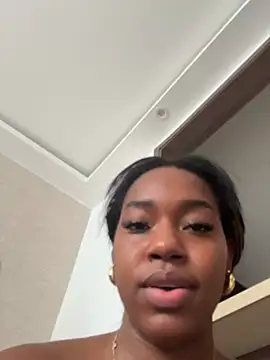Sala de chat ao vivo de MiaPersie