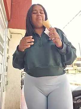 Canela_02 Live Chatraum