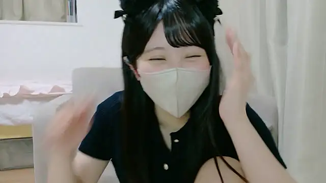 Sala de chat en directo de mia_mia_nyan