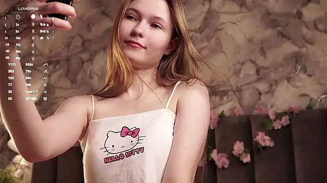 LynHillaire Live Chatrum
