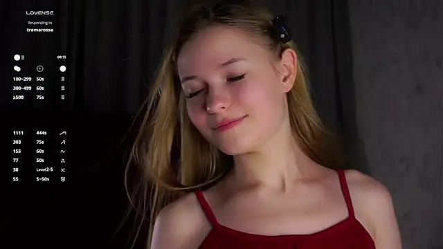 Živá chatovací místnost LynHillaire
