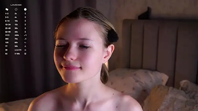LynHillaire – live chatrum