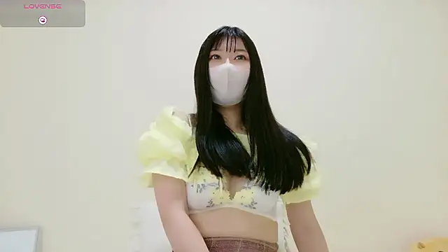 Chat soba uživo modela MAO_channel