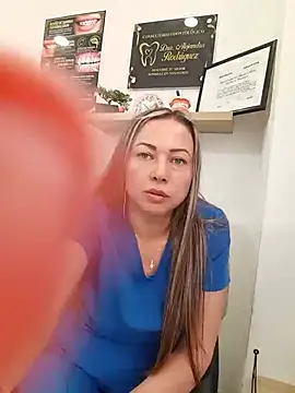 _Dentist-Madisson_04's Live Chat Room