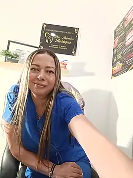 Živá chatovací místnost _Dentist-Madisson_04