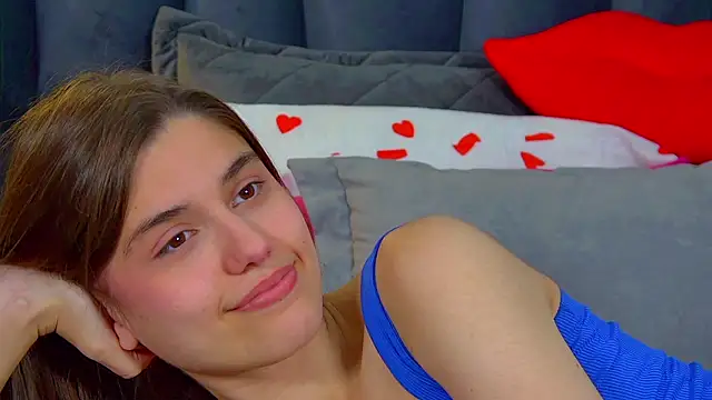 Živá chatovací místnost ArianaAllens