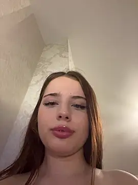 Immy_Megan чат на живо