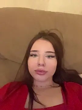 Immy_Megan Adlı Modelin Canlı Sohbet Odası