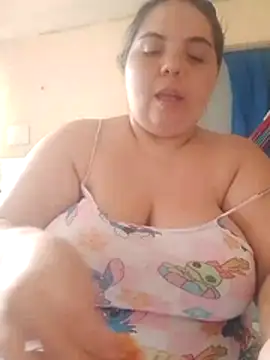Katherine25 Adlı Modelin Canlı Sohbet Odası