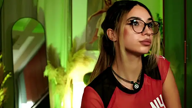 ItalianGirl – live chatrum