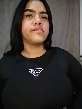 Bicky_25 – live chatrum