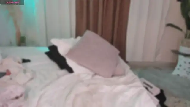ViolettGomez_93 Live chatroom