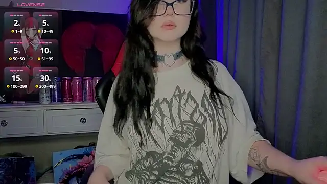 hornyprincess19 现场聊天室