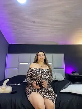 Samantha_Milf__ Adlı Modelin Canlı Sohbet Odası