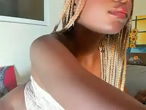 SophiaBloss' Live Chat Room