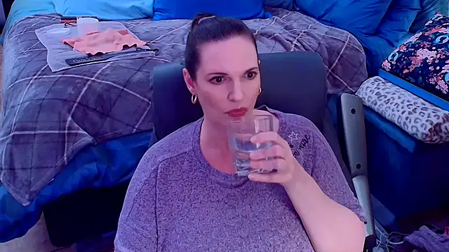 ninajaymes' Live Chat Room