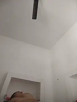 Živá chatovací místnost Sonam_shinde